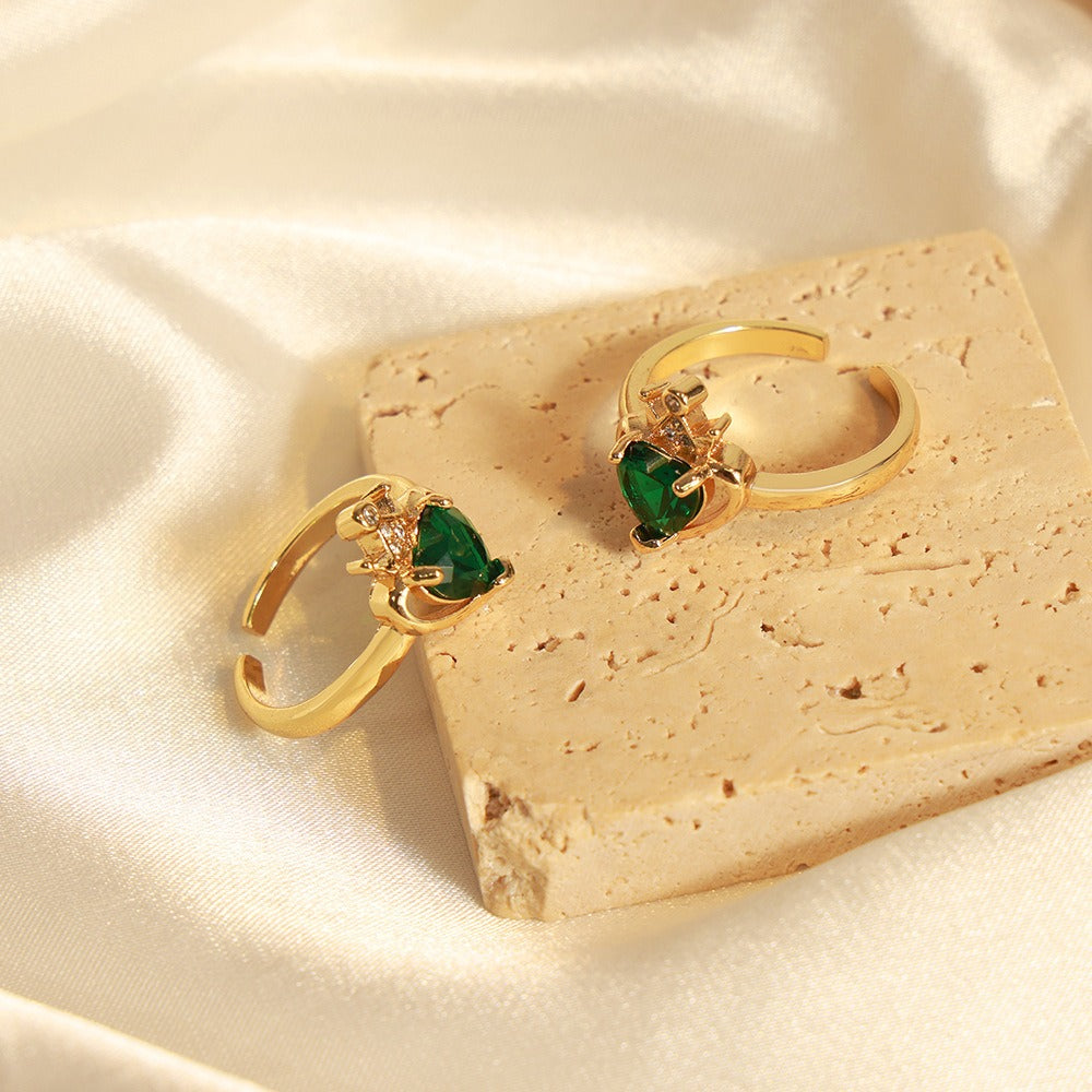 18K gold noble and atmospheric hollow love inlaid gemstone and zircon open design ring