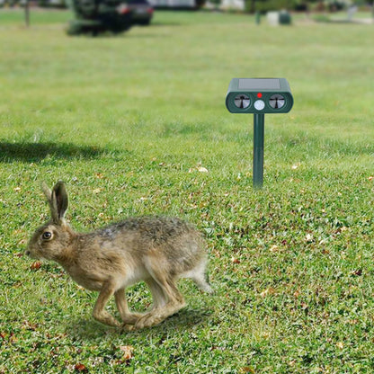 Ultrasonic Animal Repeller Solar Powered Motion Sensor Repellent IPX4 Waterproof Outdoor For Farm Garden Yard Repelling Deer Raccoon Cat Dog Rabbit Squirrel Bird